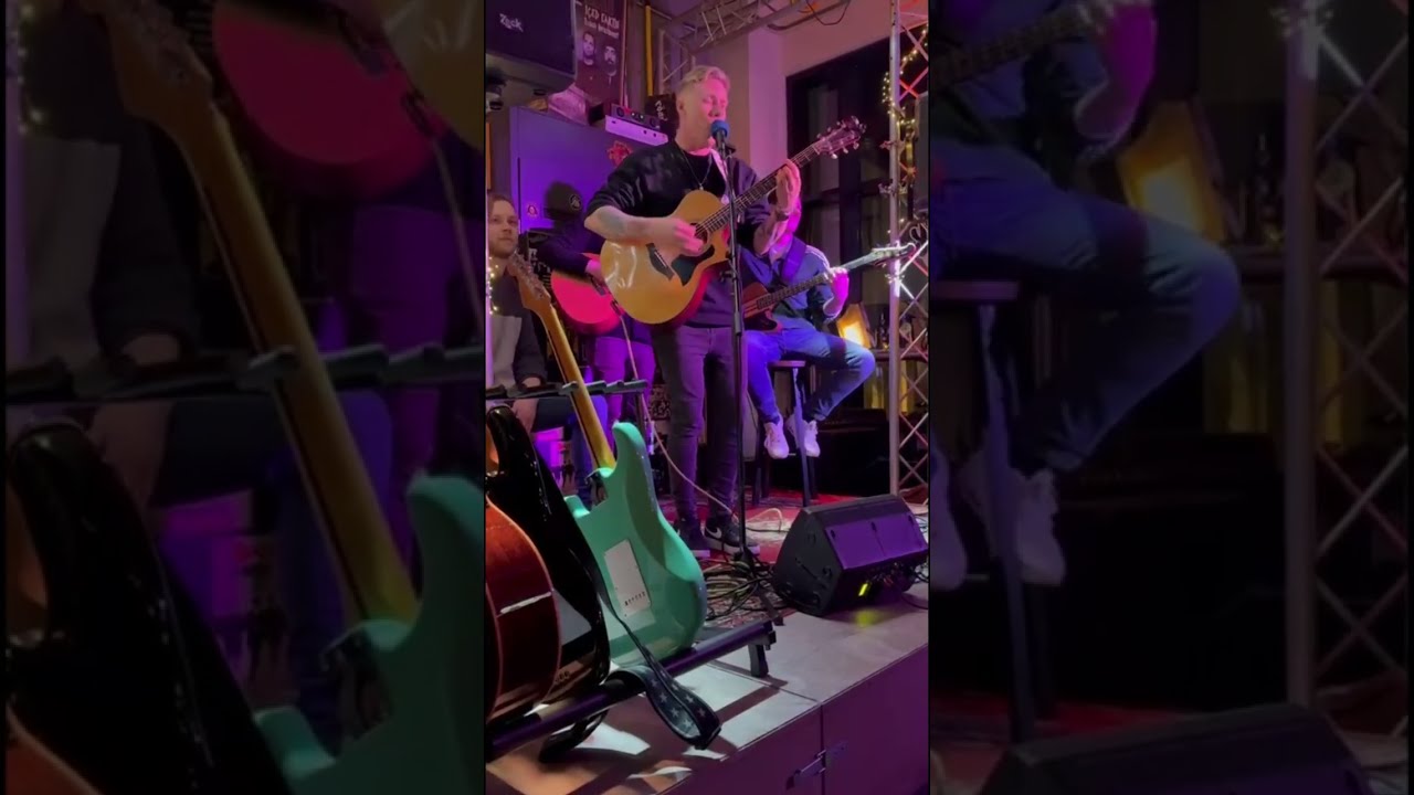 Head In The Clouds - Midnight Reverie @ GitaarcafeApeldoorn