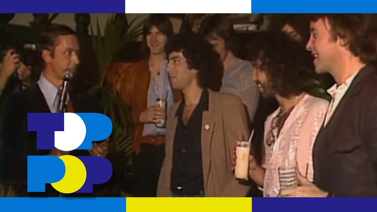 10CC Gold record presentation for 'Dreadlock Holiday' (1979)  • TopPop