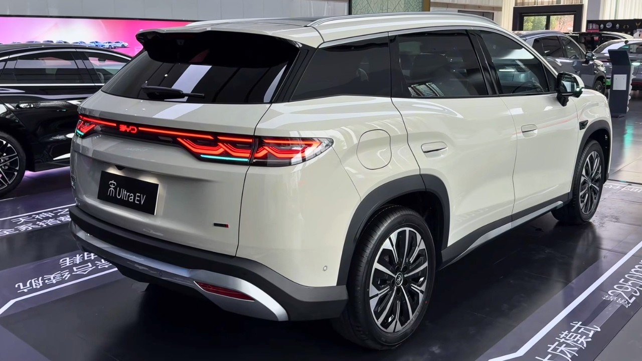 2026 BYD Song Ultra EV