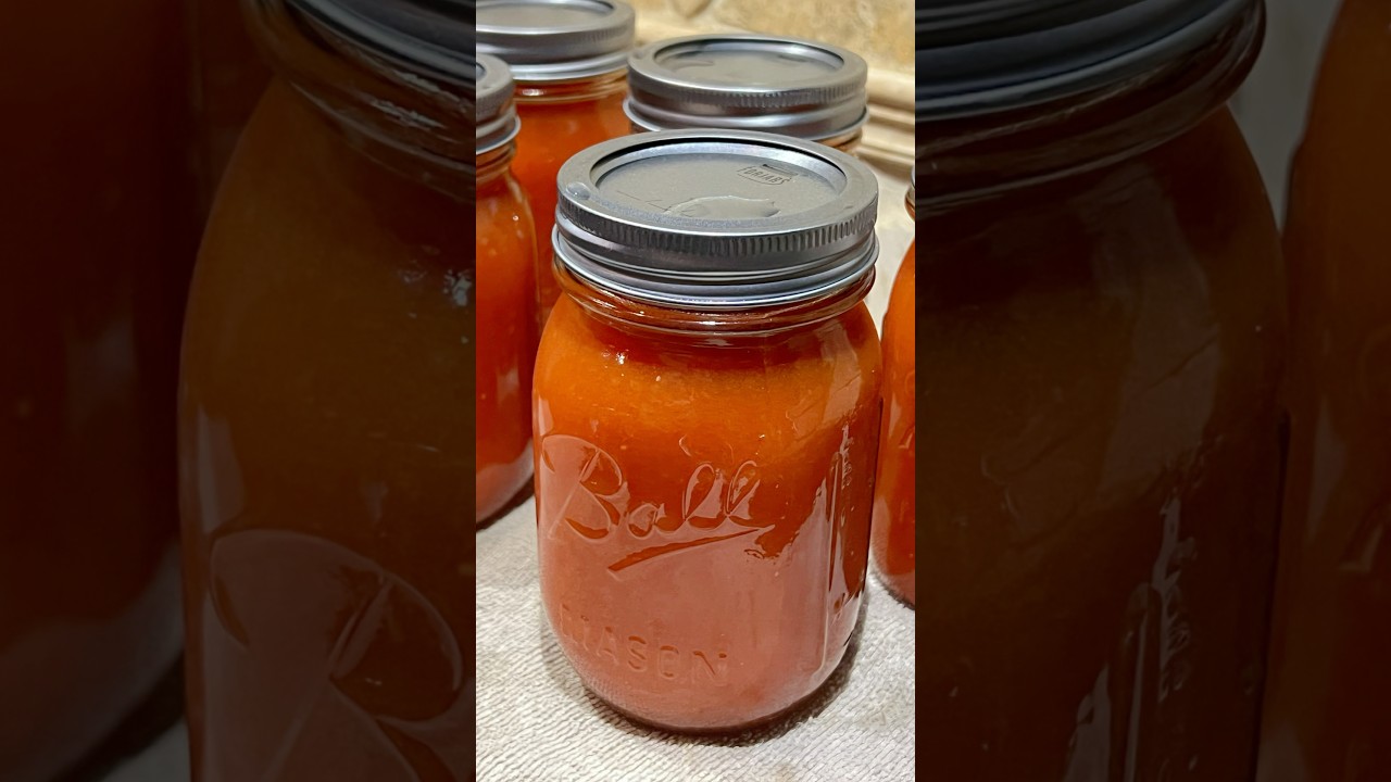 How to Make & Can Tomato Sauce!🍅+🫙=🥫       #canning #homesteading #tomatoes #tomatosauce #garden