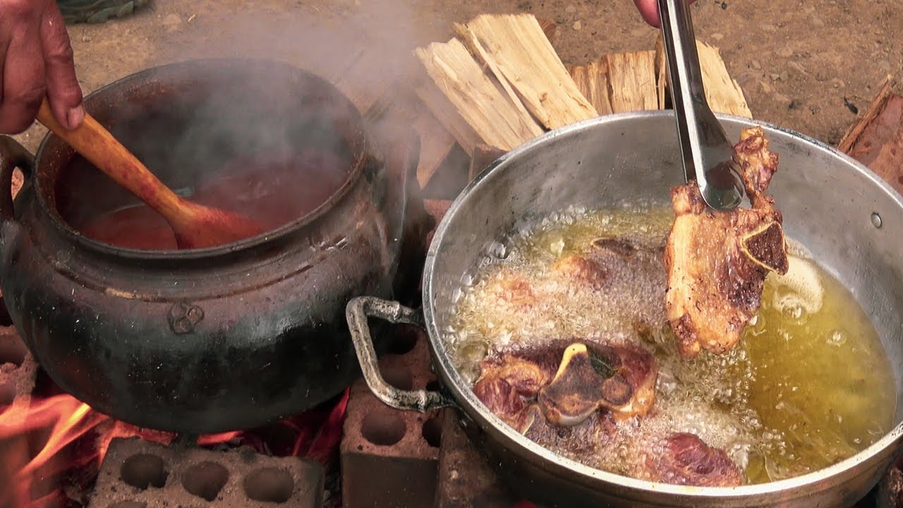 CHICHARRÓN COLORADO || CHOLO AQUILES Y EL TÍO CHEF
