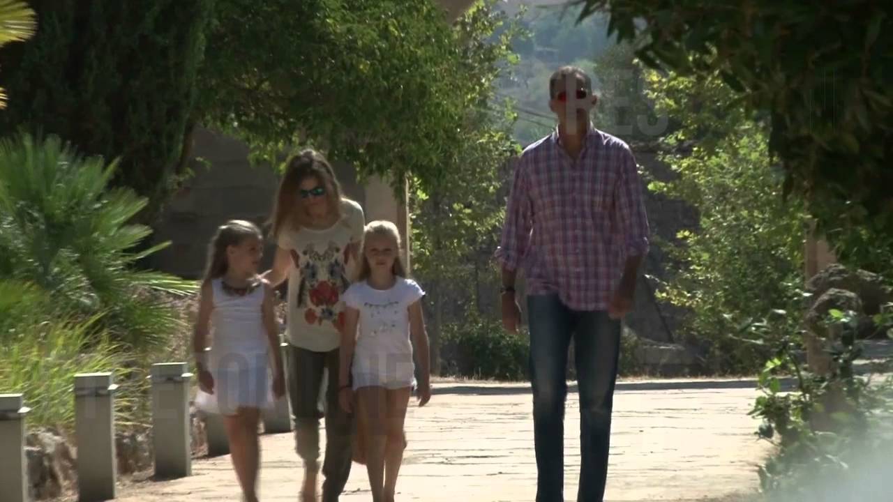 Los Reyes y sus hijas, de excursión a la sierra Tramontana