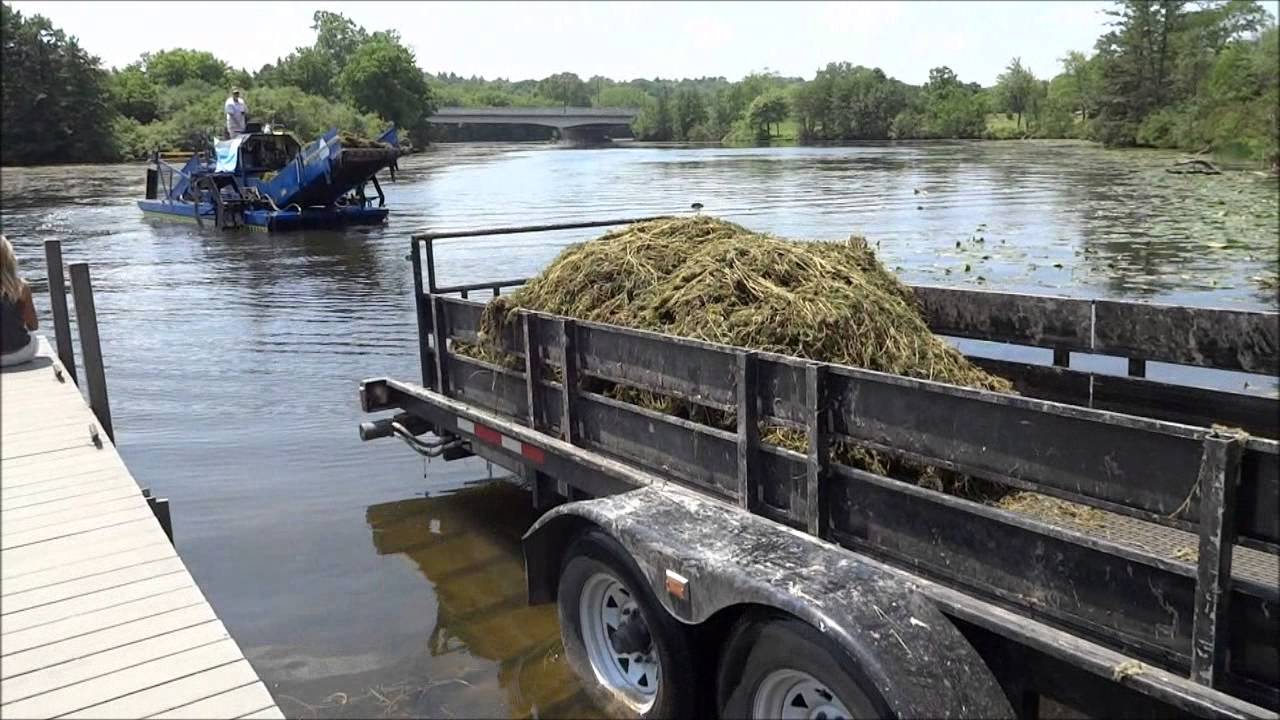 Aquatic Weed Harvester