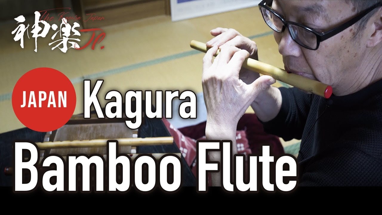 Japanese Bamboo Flute / Kagura Flute: Talking on the flute and playing the flute