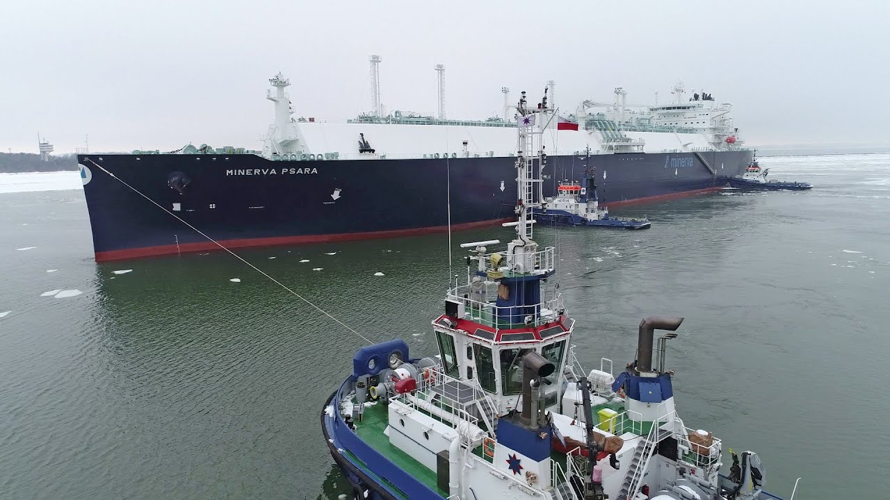 Terminal LNG w Świnoujściu. Kruszenie lodu, cumowanie gazowca Minerva Psara. FAIRPLAY. Cezary Skórka