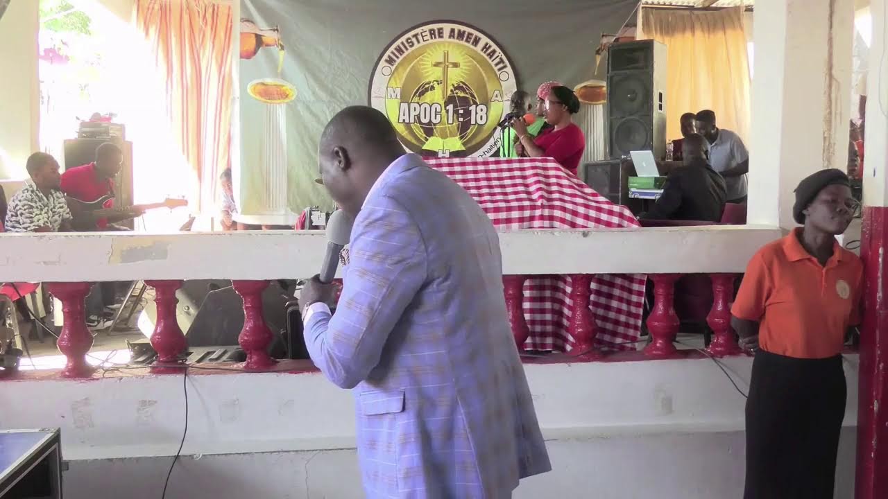 MOMENT DE PRIERE ET D'ADORATION