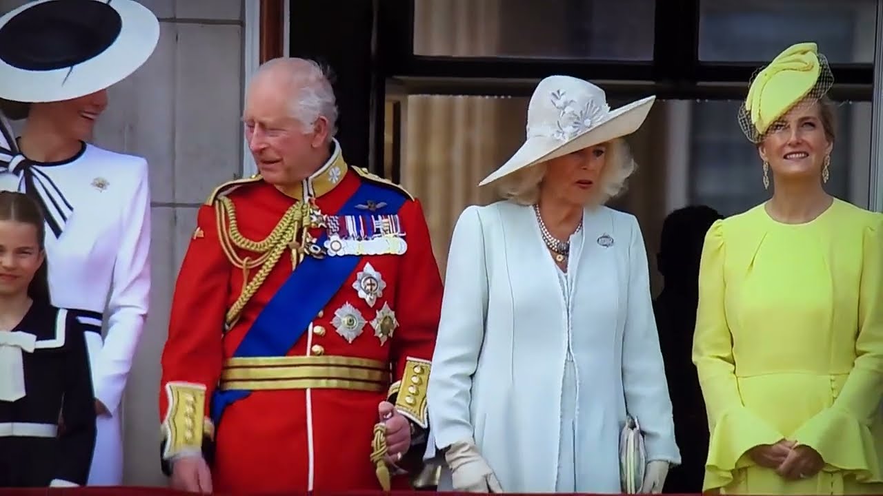 Flyby / Flypast Trooping The Colour 2024 King's Birthday parade 15 june 2024