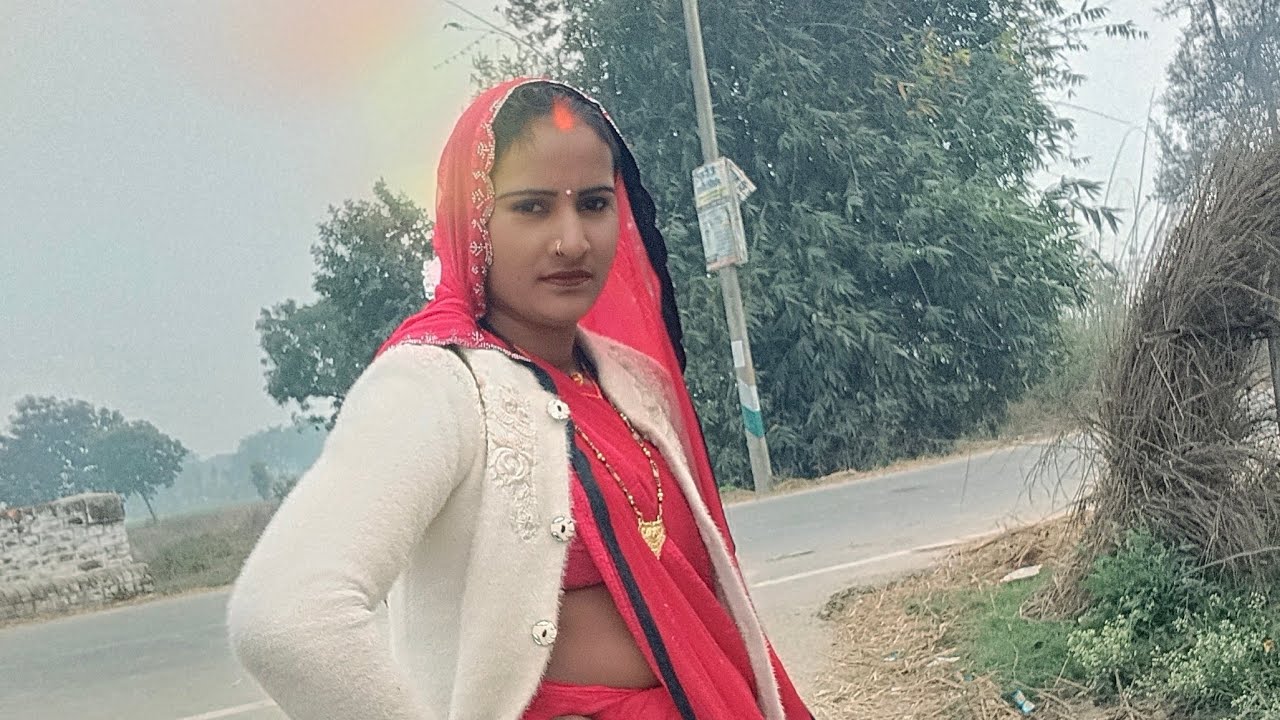सभी को राधे राधे किरण चौधरी संत कबीर नगर लाइव में स्वागत हैसभी को