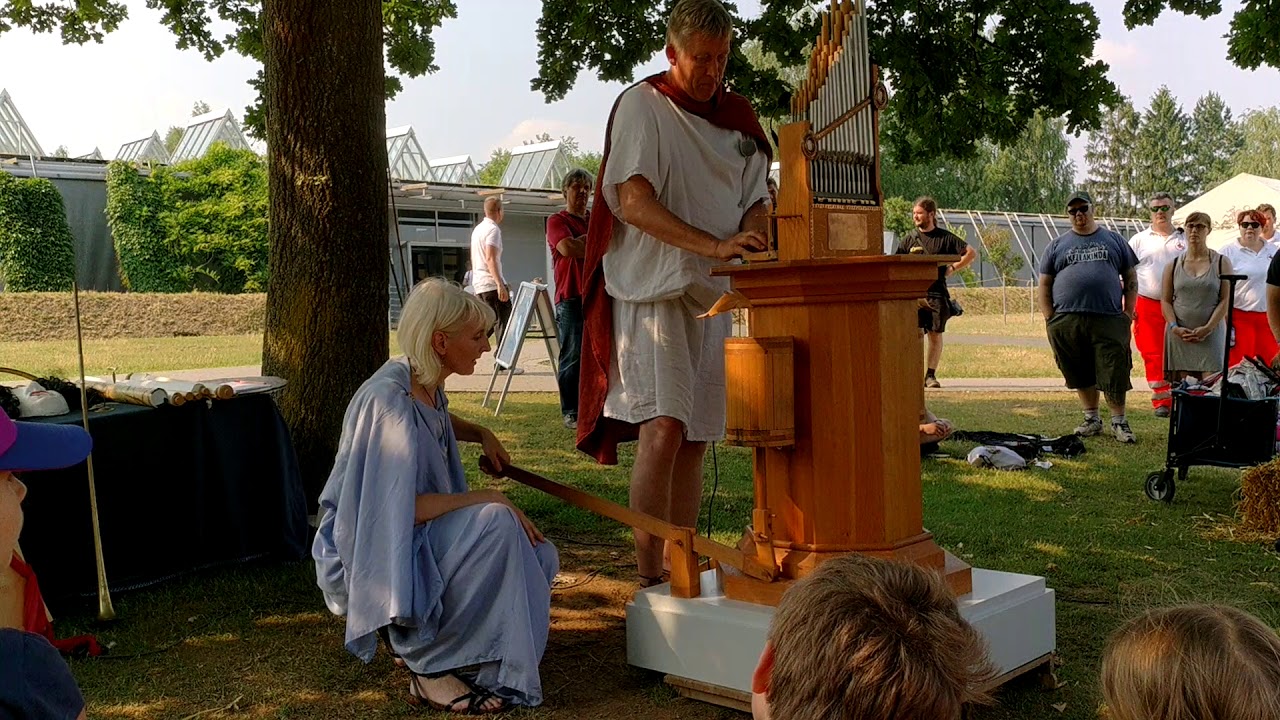 Roman water organ performance