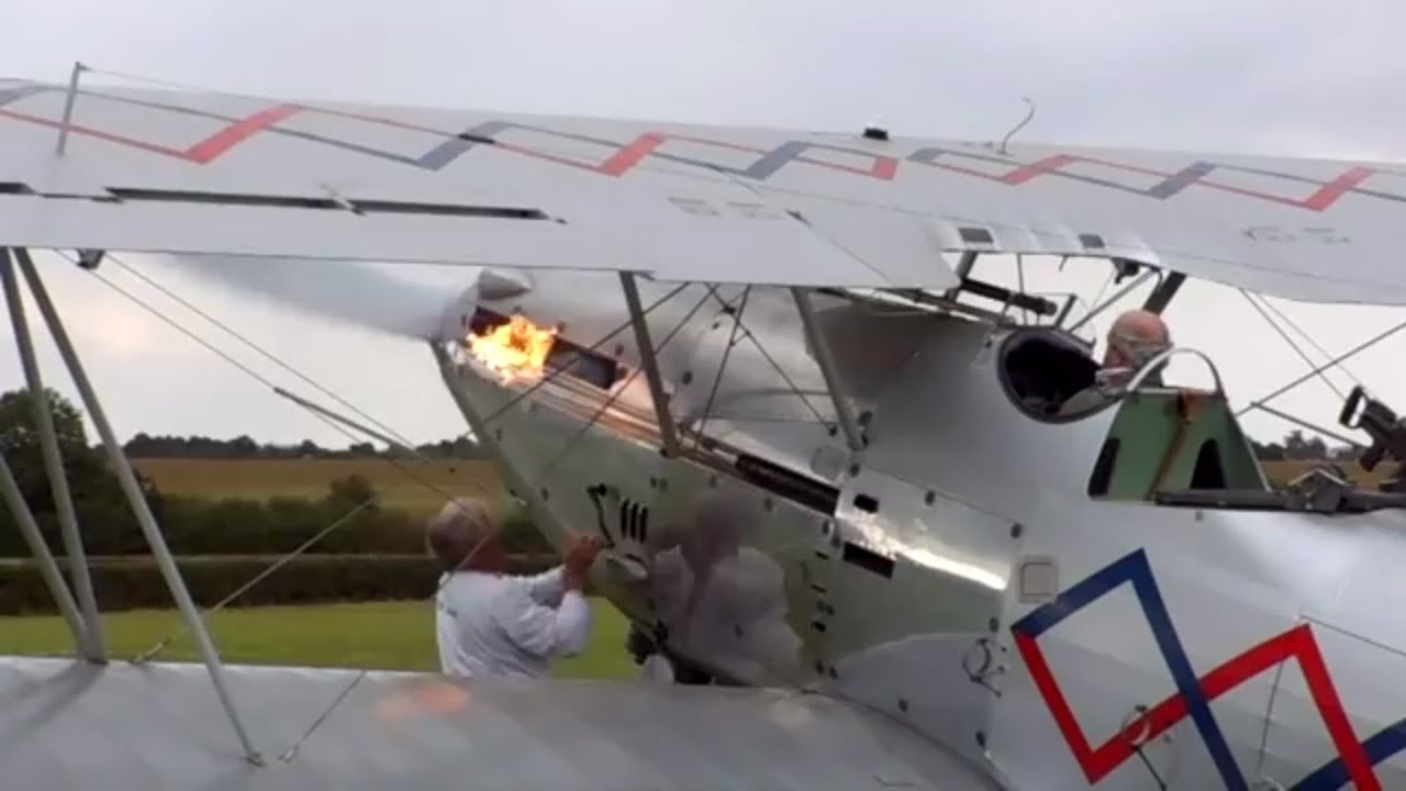 Hawker Demon engine start