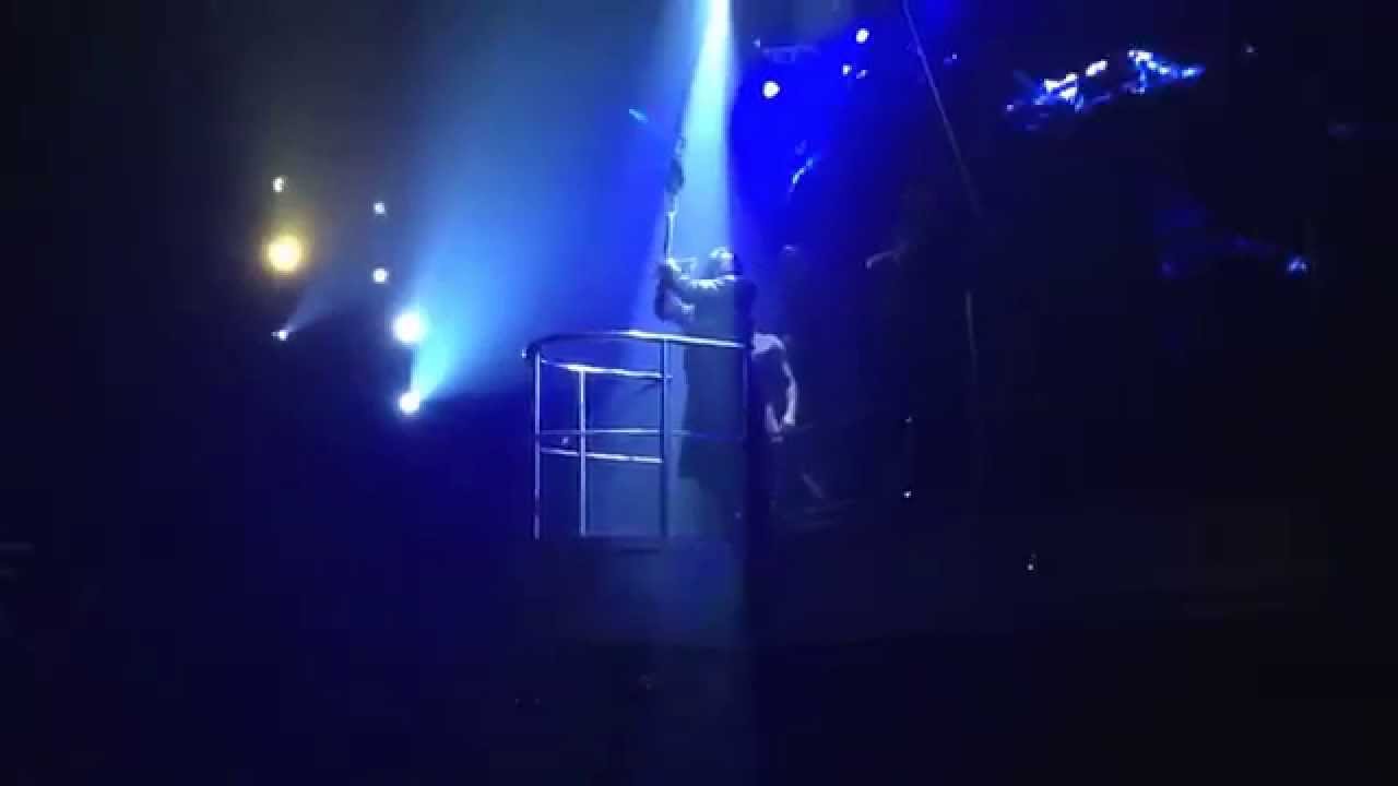 Batman performance at Coco Bongo Canc&uacute;n, M&eacute;xico