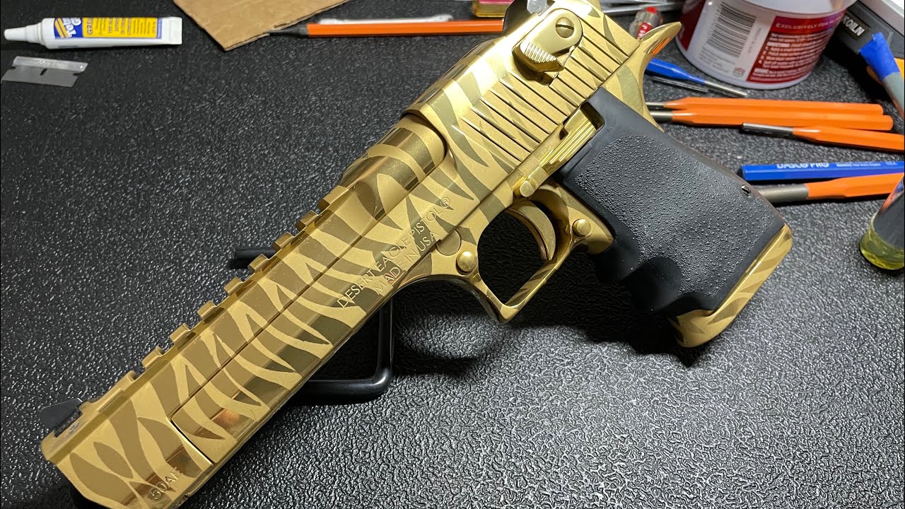 Desert Eagle 50AE - Gold Tiger Stripe. Are you kidding me??