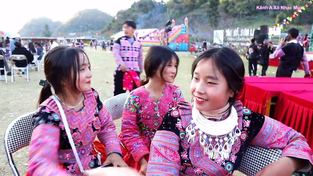 Nkauj Hmoob Toj Siab Zoo Nkauj, Gái Xinh Vùng Cao H'mông A Xô 2023
