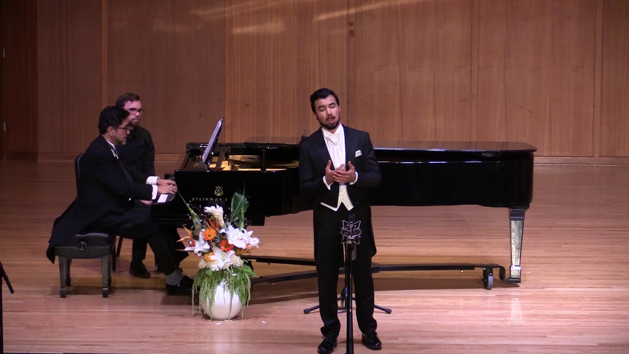 Anthony Leon, Tenor - 