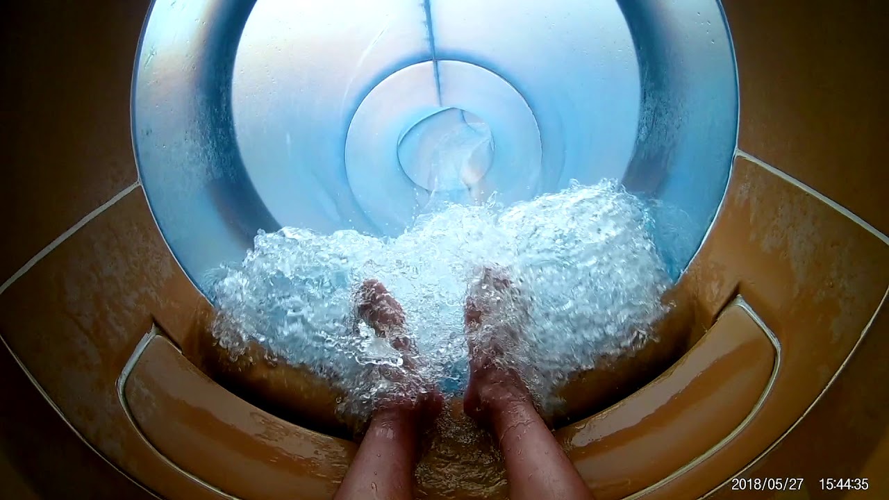 日本一のウォータースライダー滑ってみた！／ Japan's best water slider  I tried sliding!　