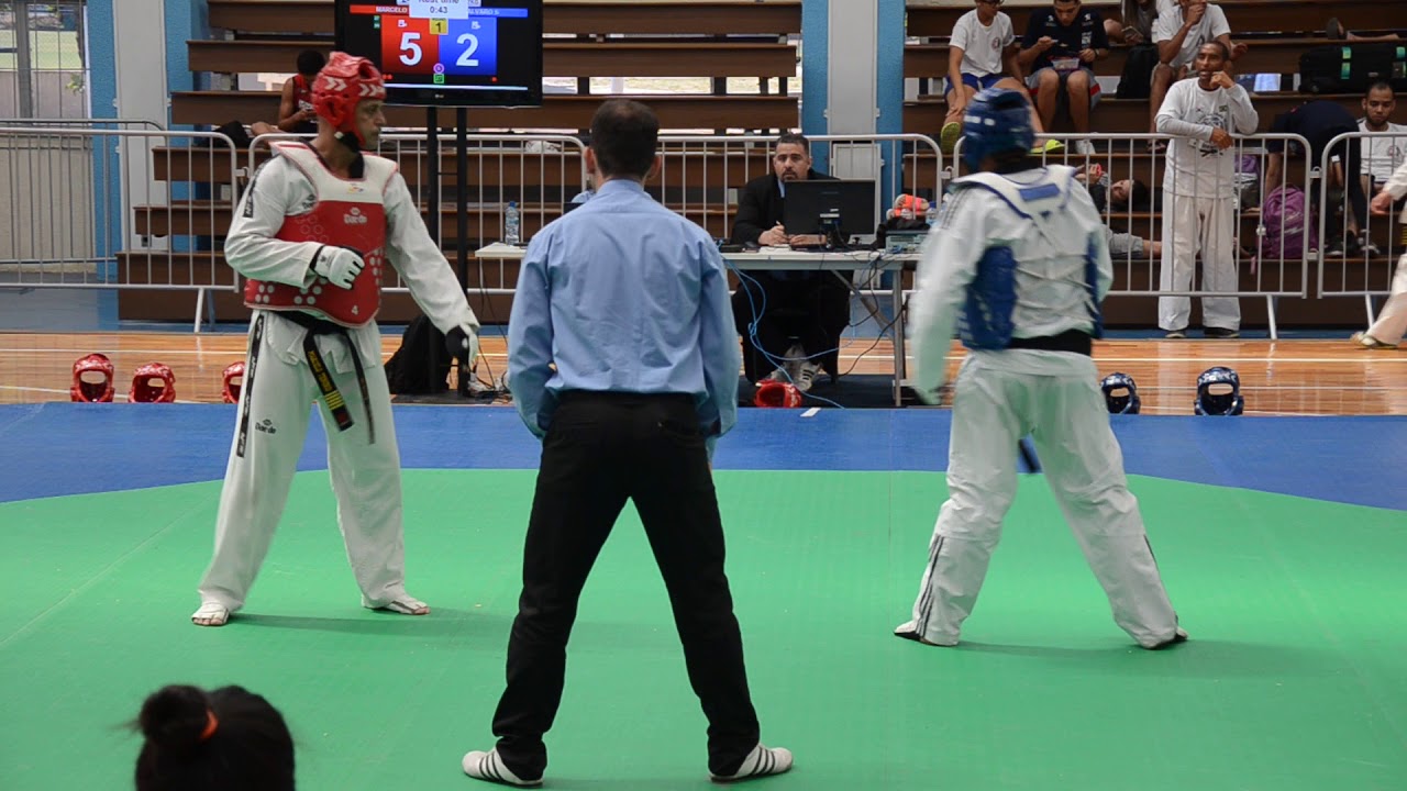 CAMPEONATO BRASILEIRO TKD 2017  - RJ  SEMI FINAL MASTER +80kg  PI X RO