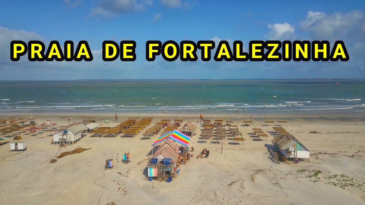 Praia de Fortalezinha Maracanã Pará.