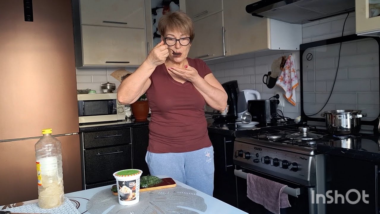 681..Фасолевый кислый суп с домашней лапшой. 💁‍♀️ Да...да..с лапшой.