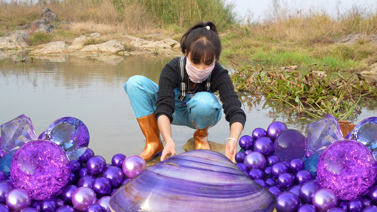 Pearl-Zilla Attacks! Girl’s Find Makes the Clam Grow to Monster Size (and Now It’s Hungry!)