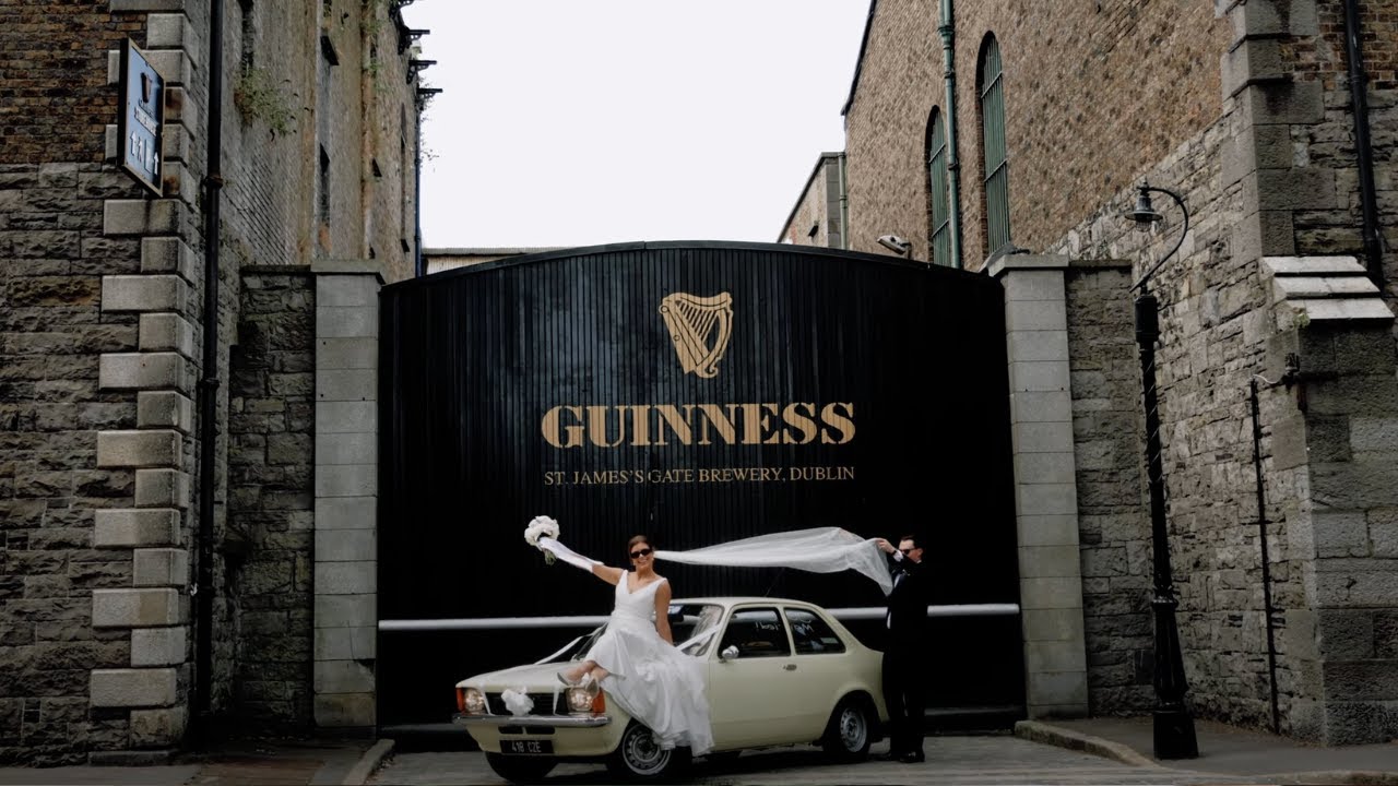 A Dublin City wedding with a Castle vibe