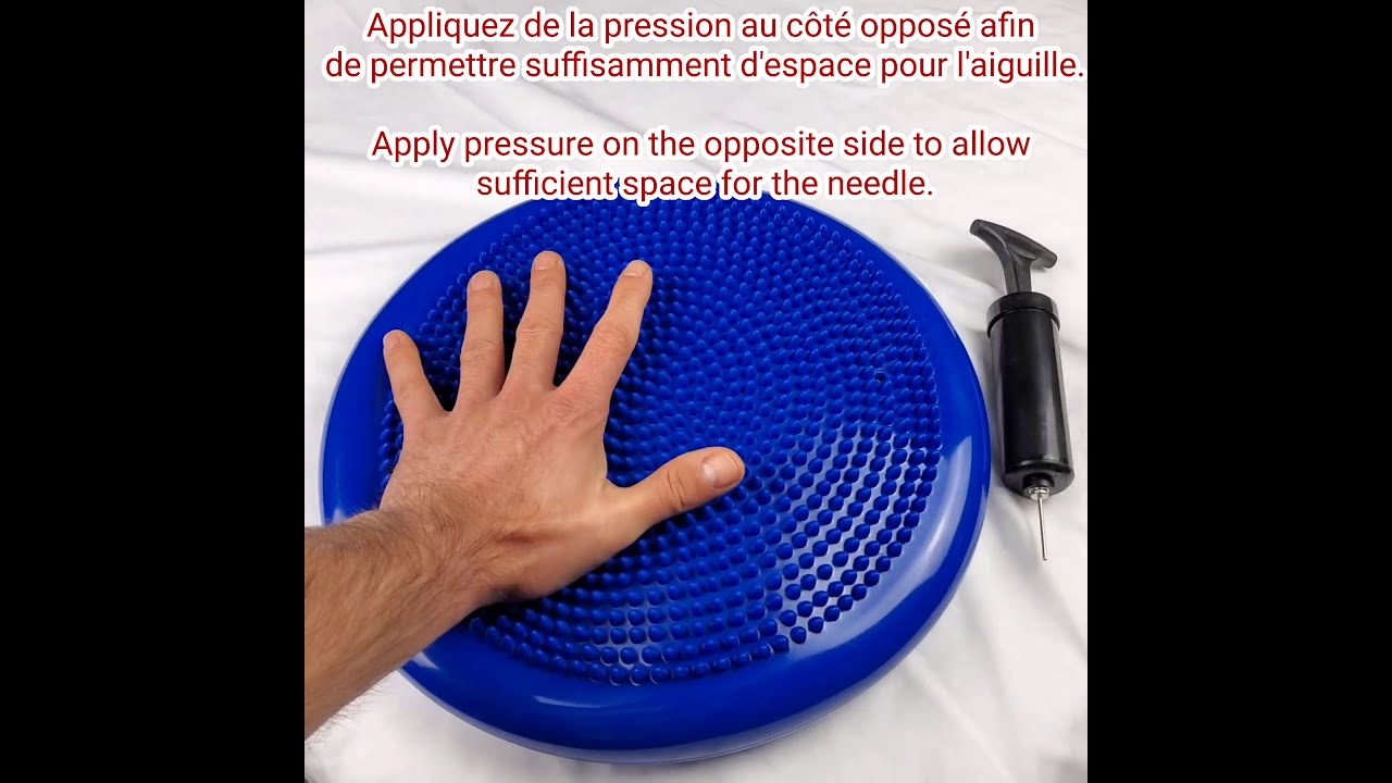 Gonfler et d&eacute;gonfler le coussin d'&eacute;quilibre PLUS FIT Inflate and deflate the balance disc