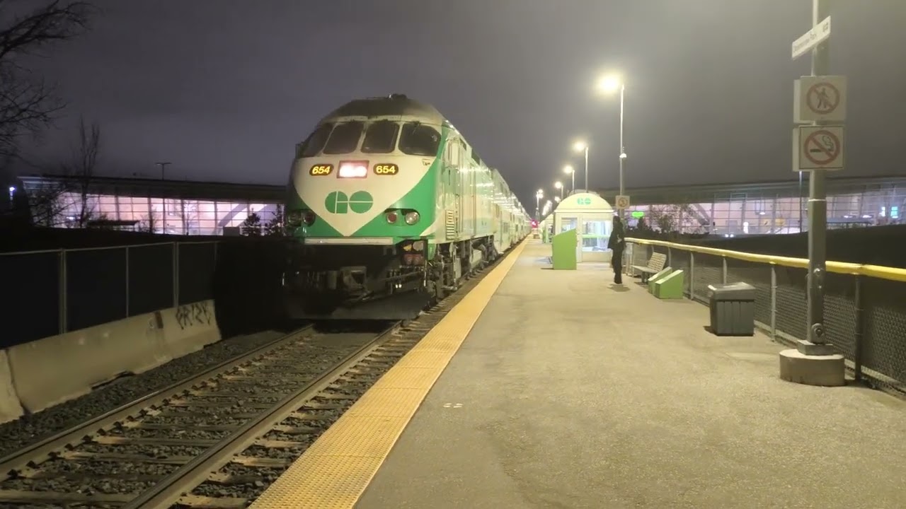 GO Train MP40PH 654 Arriving Departure Downsview Park GO Station Pulling 12 Cars Train Cab Car 357