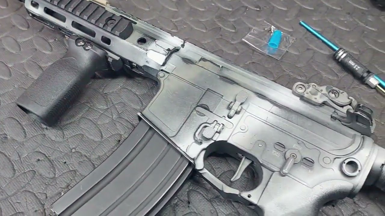 Double Eagle M906 - Back To Basics