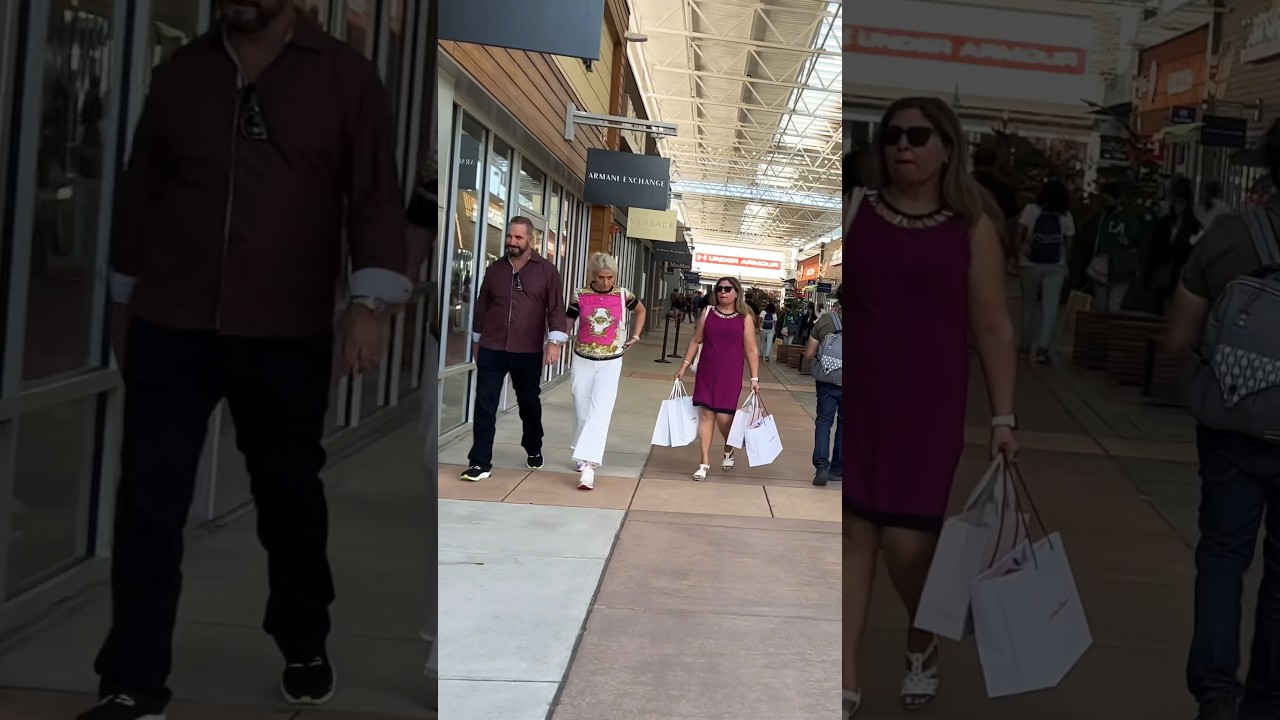 Walk in Toronto Premium Outlet Mall in Canada 🇨🇦 #shorts