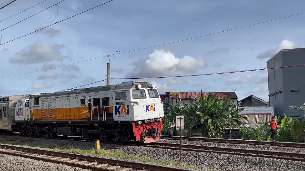 Hunting Kereta Api Nataru 27 Desember 2025! Spesial Momen Kereta Api Tambahan GMR - YK IMPERIAL!!
