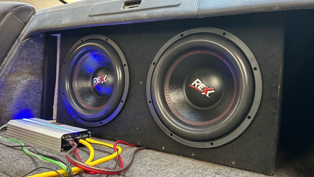 Probamos los bajos de la marca REX de 400 RMS y los amplificadores mini de la marca SBM