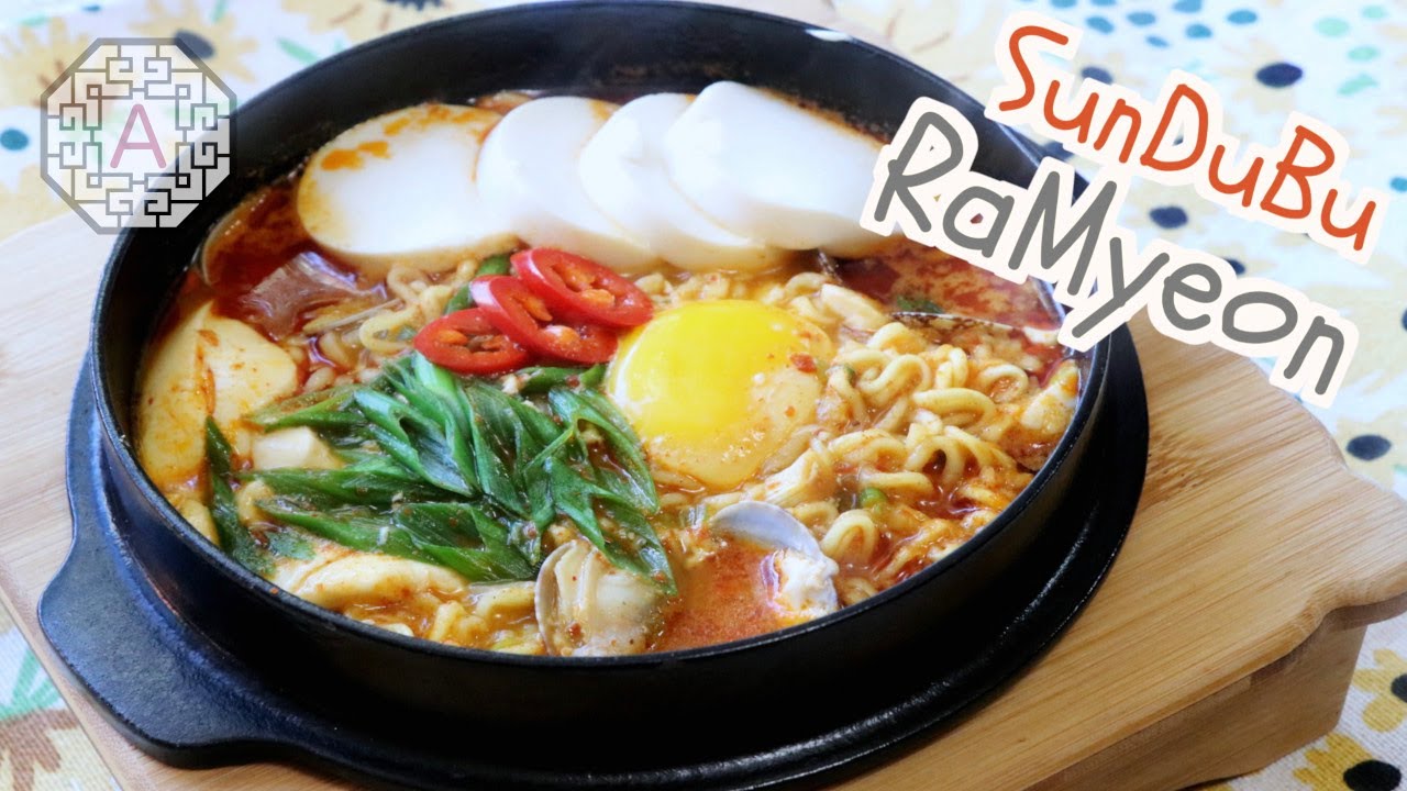 Korean Soft Tofu RaMyeon (순두부 열라면, SunDuBu YeolRaMeyon) | Aeri's Kitchen