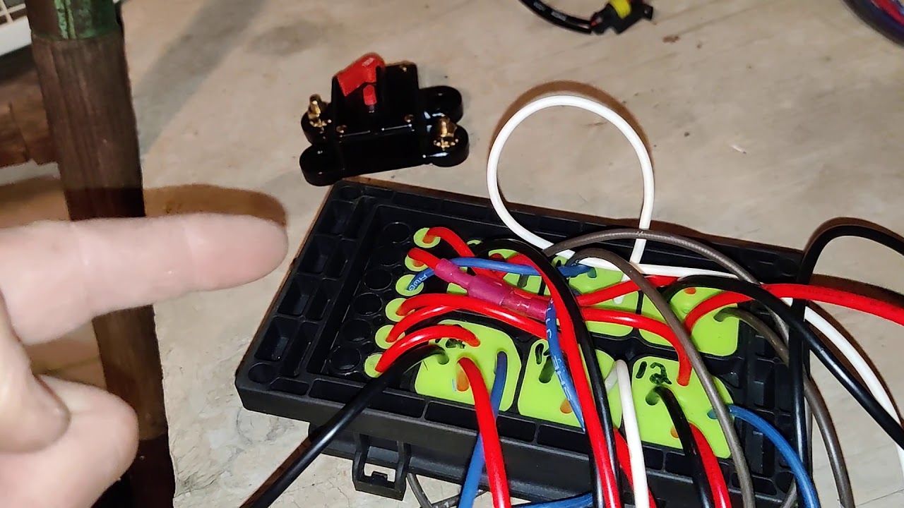 DIY Fuse box & relay box for 4x4 overlanding Jeep TJ