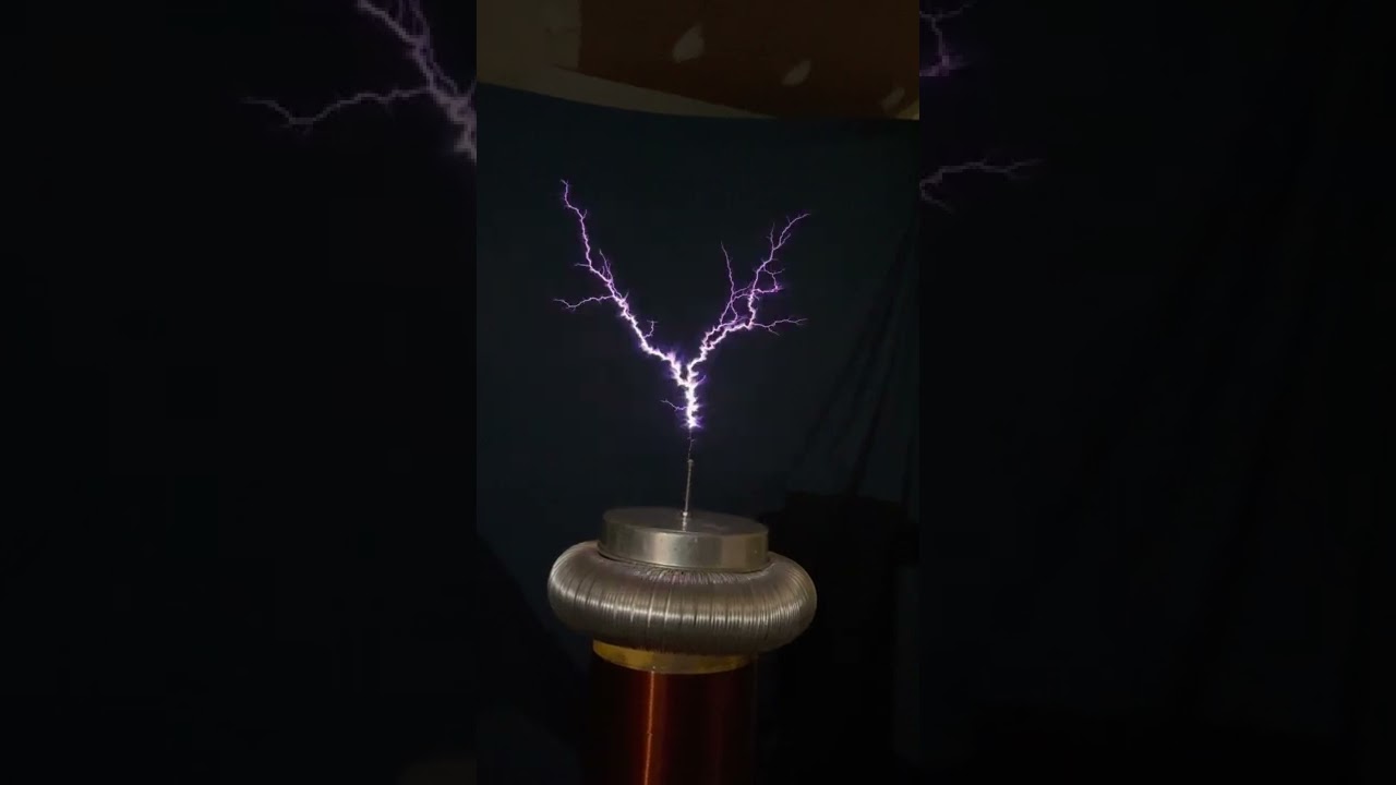 210VDC Interrupted High Voltage ZVS Tesla Coil