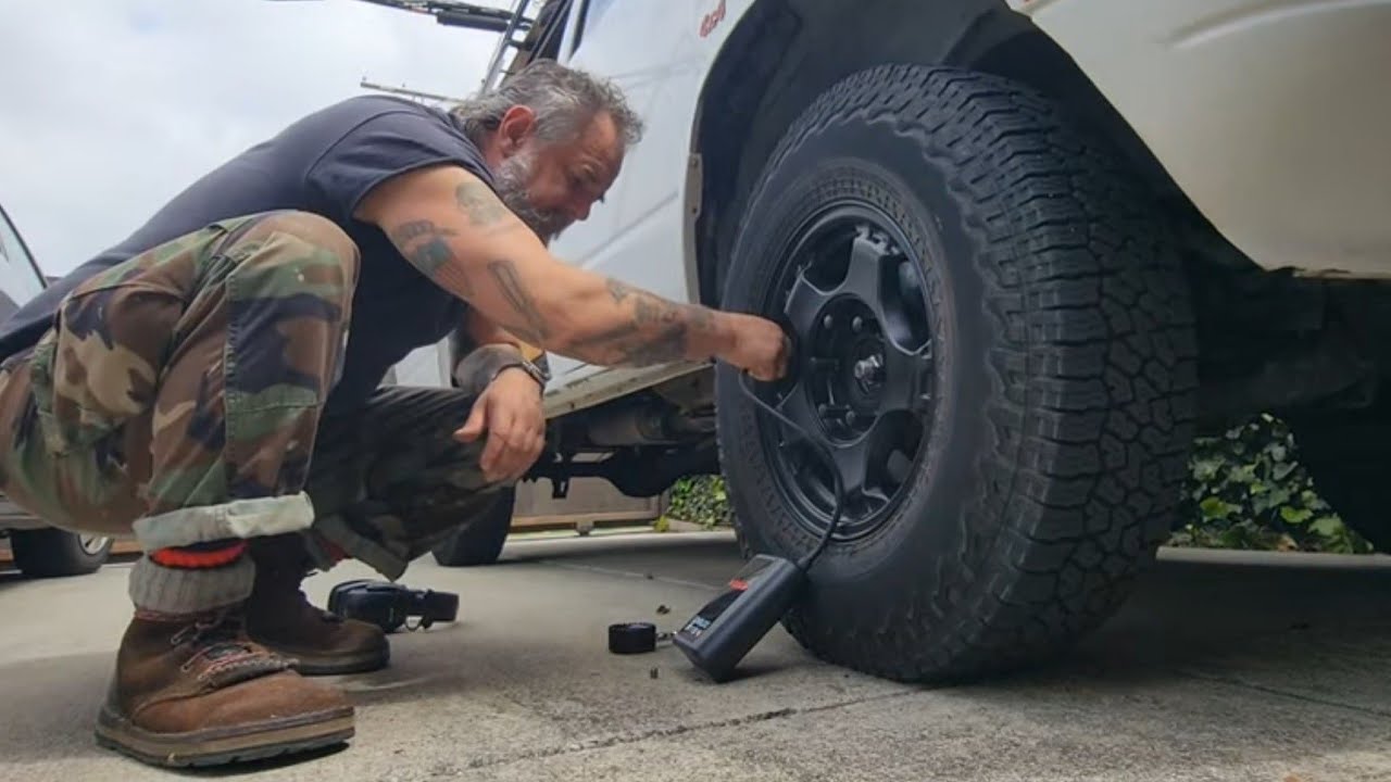 Gooloo Jump Starter & Air Compressor: This Thing Worked Right Out Of The Box