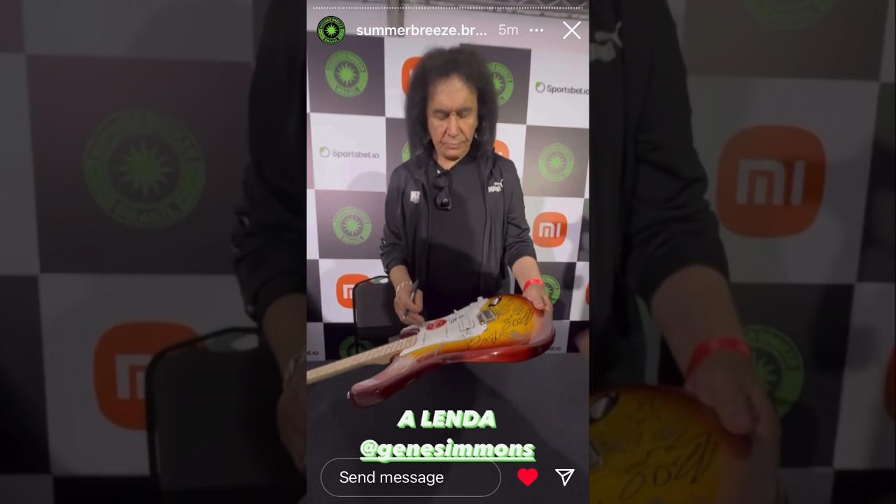 Джин Симмонс раздаёт автографы в Сан-Паулу, Бразилия, 2024 #genesimmons #shorts #kissfan777