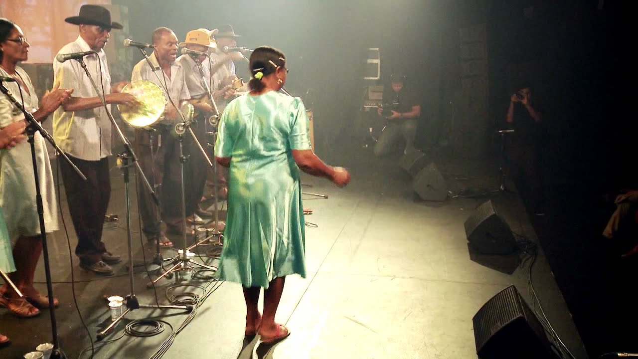 Quixabeira de Lagoa da Camisa no Conexão Vivo na Sala do Coro 2012