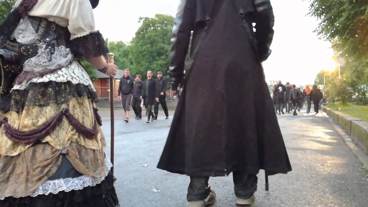 WGT 2017 5 minutes of “The walking Goths“