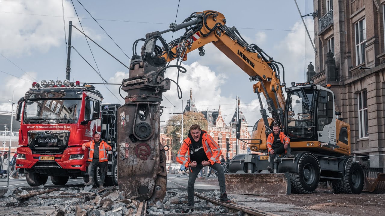 Amsterdam onveilig maken met een Liebherr 914 met mega knippie knippie!