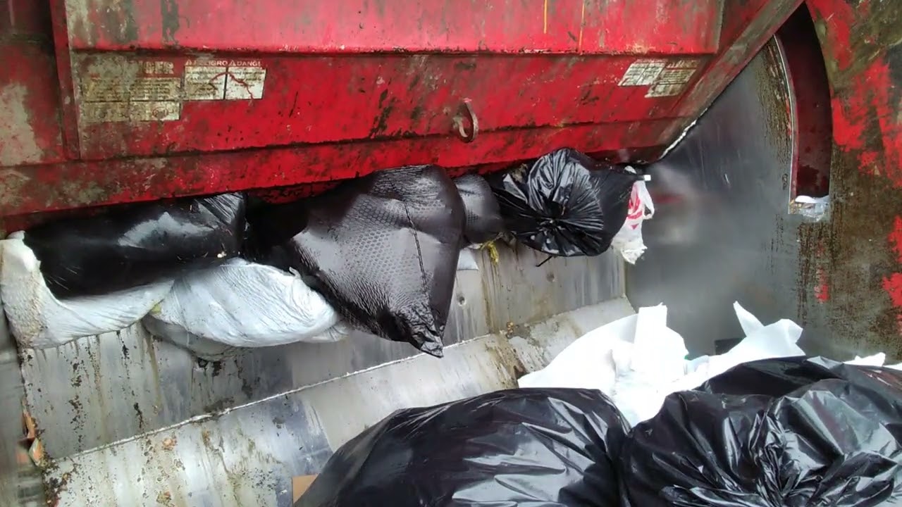 Trash Truck Hopper View, Trash Route Build Up part 2