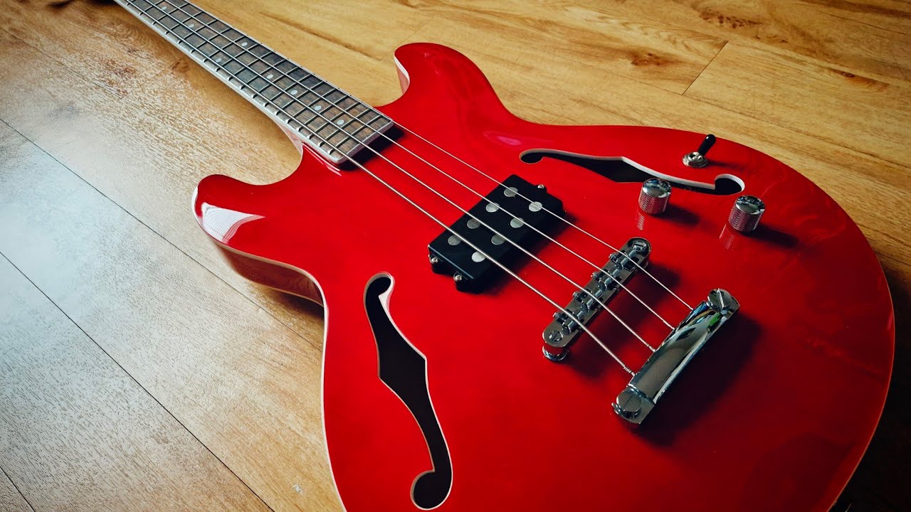 Harley Benton HB-50 Bass: Un-boxing & Sounds...
