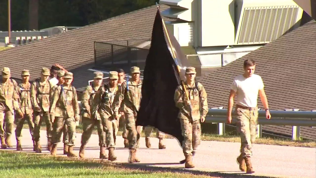VMI freshman participate in the 'Rat Challenge'