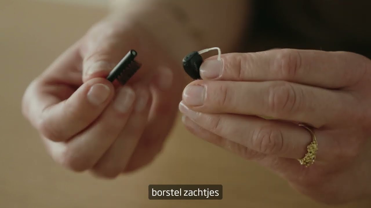 Handige tips: Oticon Zeal verzorgen en schoonmaken