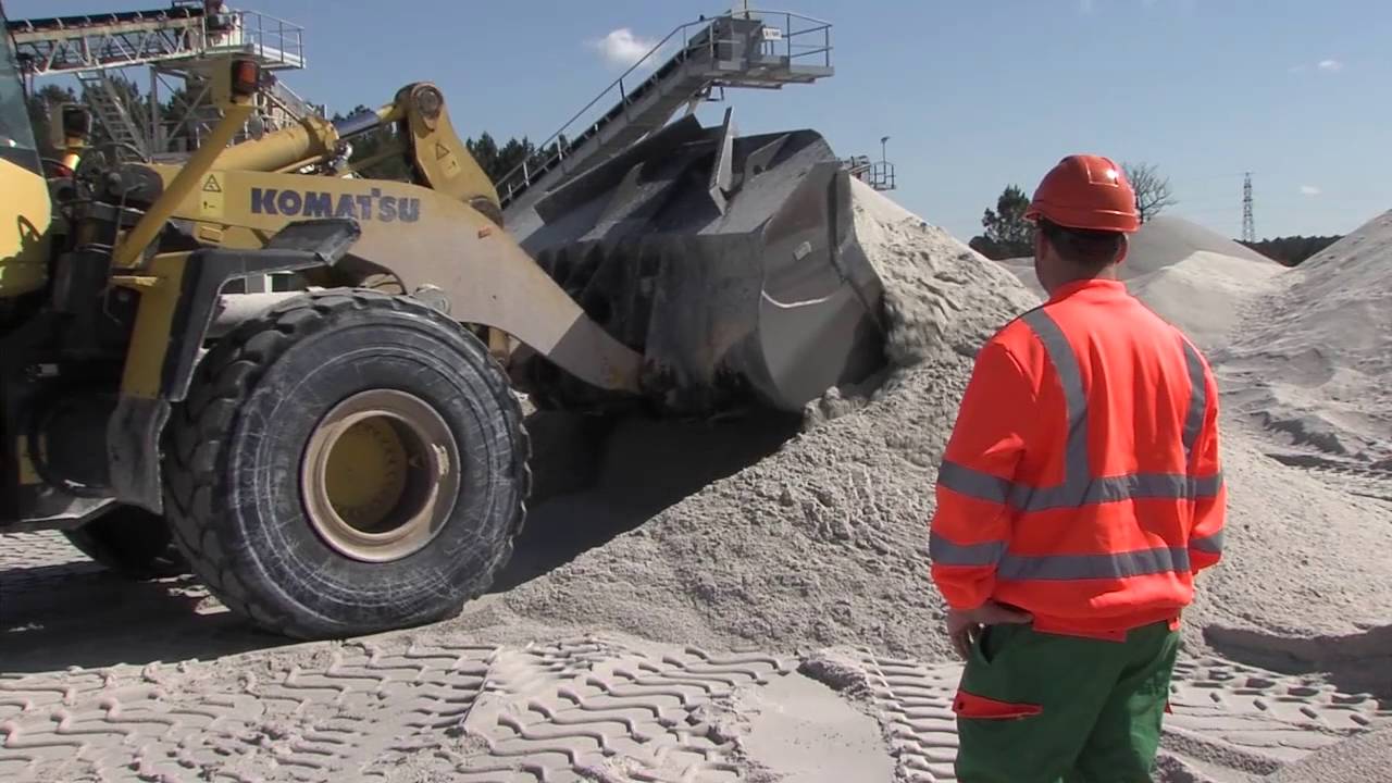 Profession : le m&eacute;tier de Chef de carri&egrave;re chez Lafarge