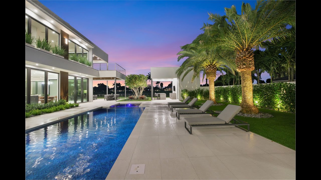 4312 NE 23 Ave Fort Lauderdale, FL 33308 #JulieJonesLuxury