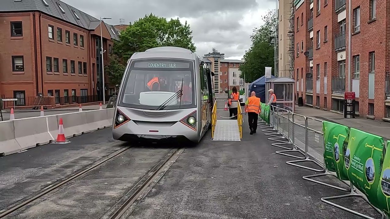 Coventry Very Light Rail   (4k)