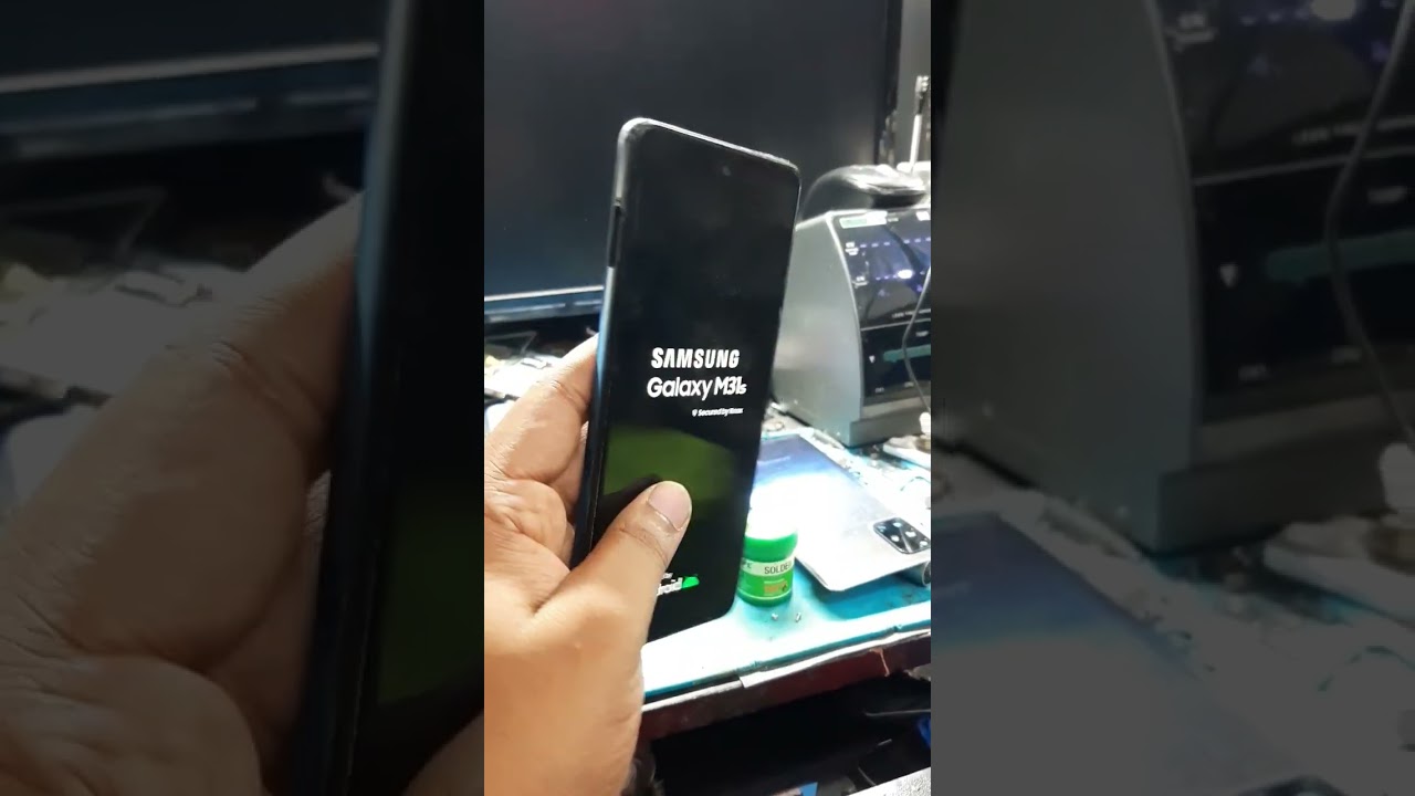 Samsung galaxy M31s hang logo hanging second skin not open today working#shorts