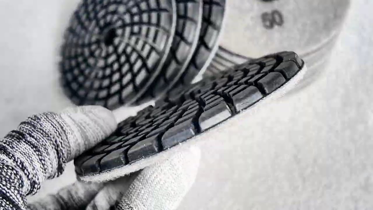 One Grinding Disc Brings Floors Back to Life#grind #tools #construction