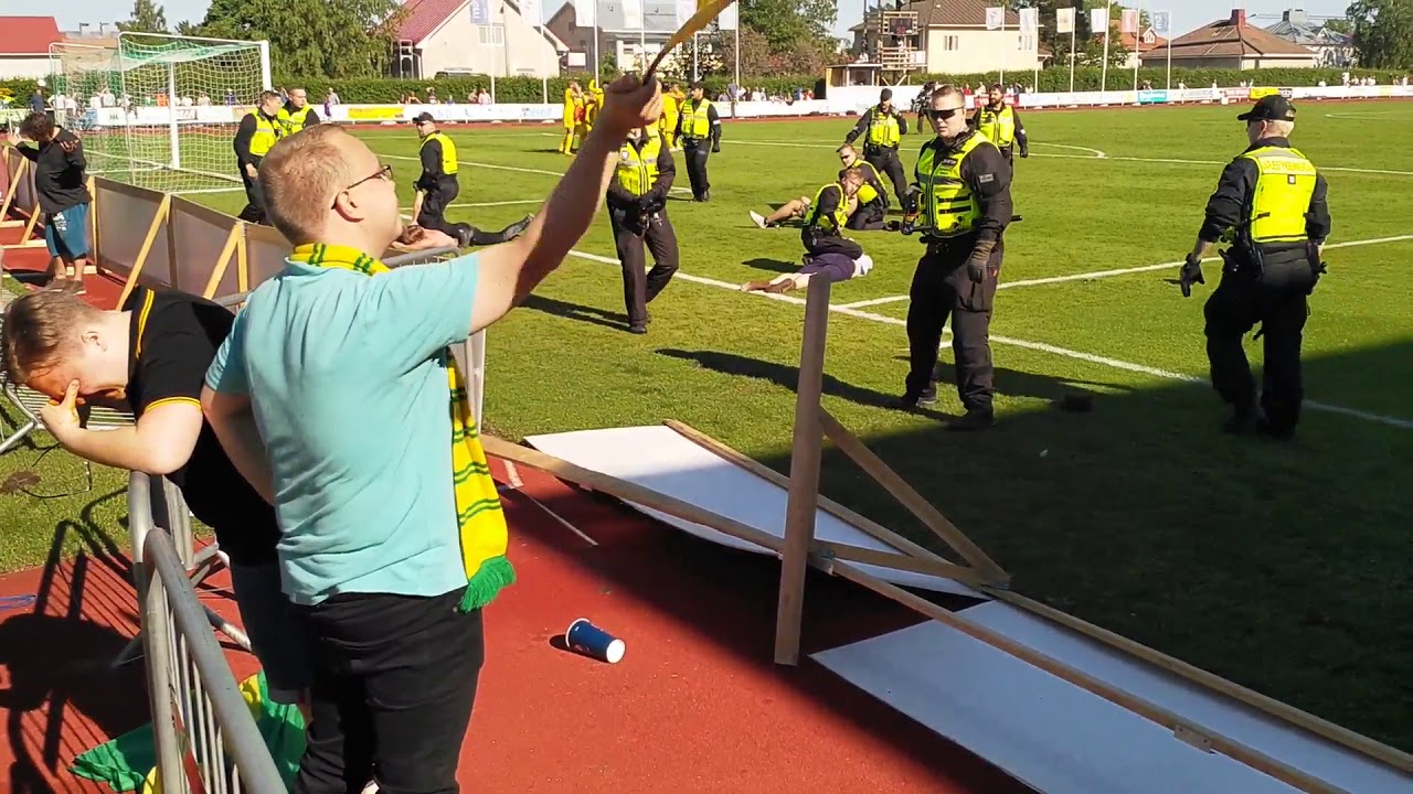 Loppuvihellys Suomen Cup Finaalissa 15.6.2019 Vierasfanikatsomosta käsin