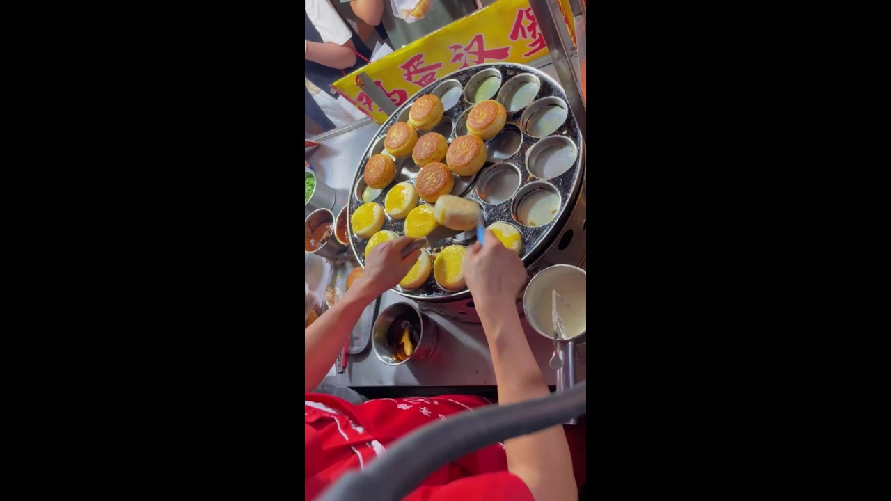 Delicious food live
