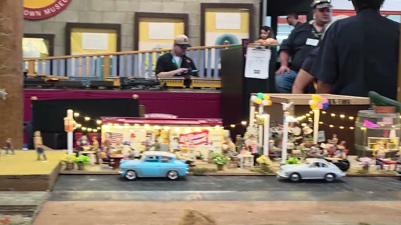 Mini Trains Del Oro Pacific  V11 - Video by Jeannie - 11 October 2025